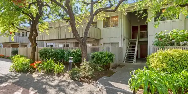 255 S Rengstorff Avenue