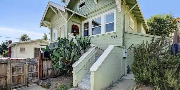 2713 Coolidge Ave