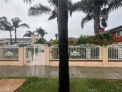 4829 W 119th