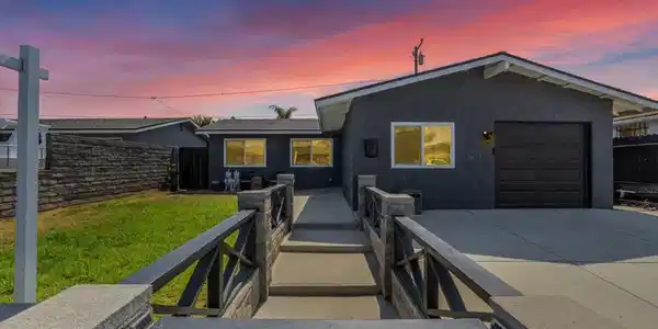 118 Everest Street