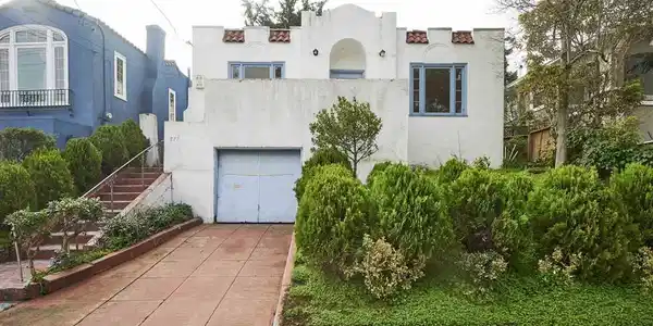 877 Alma Pl
