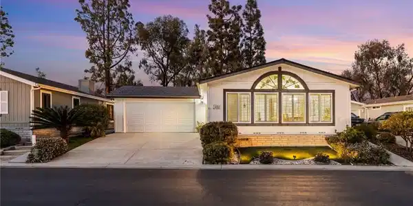5422 Spencer Lane