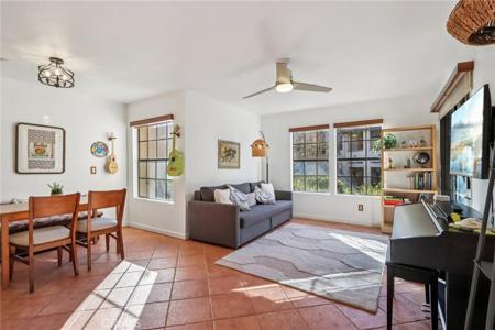1064 Calle Del Cerro