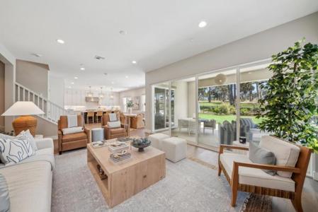 1814 Links Drive