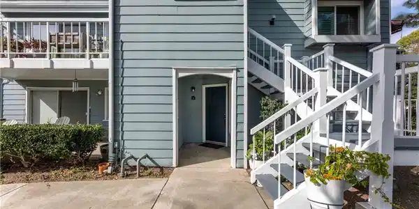 6000 Bixby Village Drive
