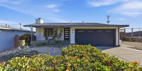 1709 Hillside Boulevard