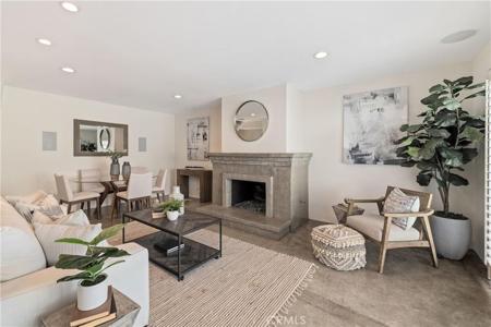 1140 Manhattan Beach