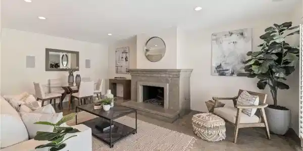 1140 Manhattan Beach