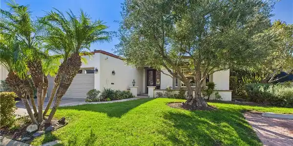519 Vista Flora