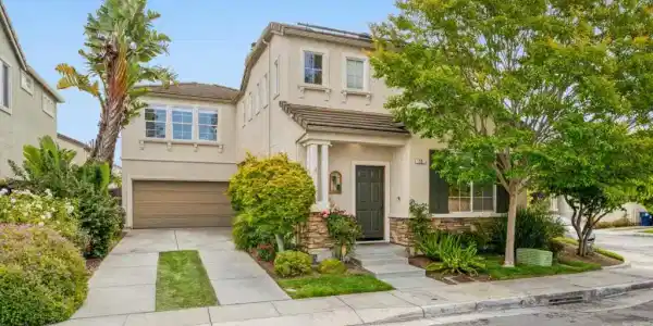 75 Paseo Drive