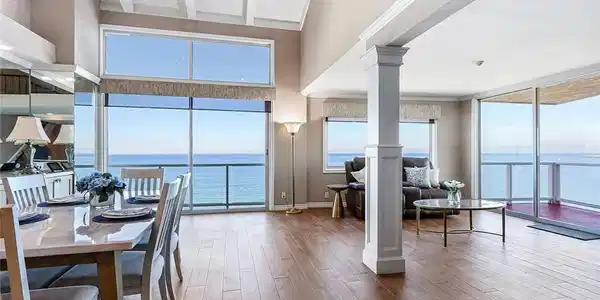 615 Esplanade