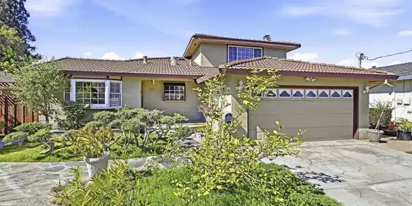 4179 Eggers Dr