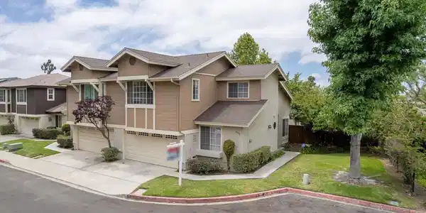 3298 Old Heather Road