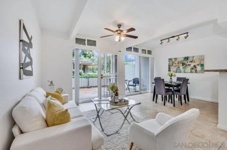 3050 Rue Dorleans