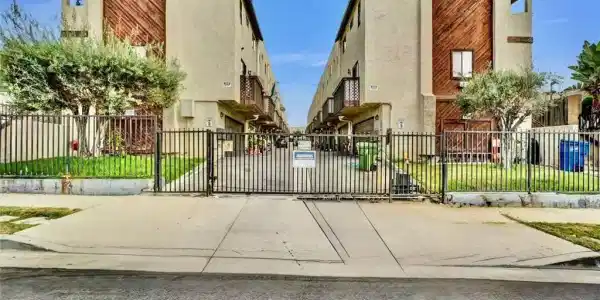 1121 252nd Street