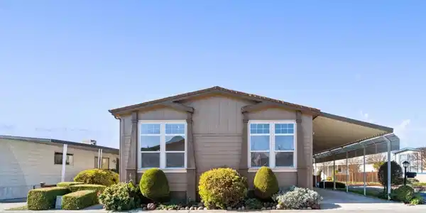 1225 Vienna Drive