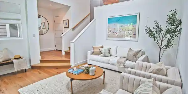 13 Catalina Court