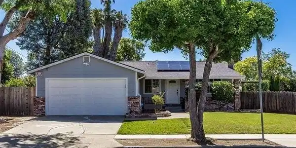 3485 Hillsborough Dr