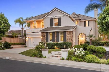 8037 Avenida Secreto