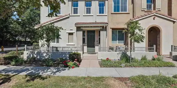 622 Moss Way