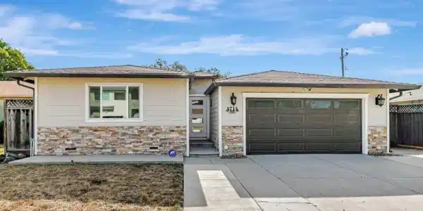 4714 Serra Ave