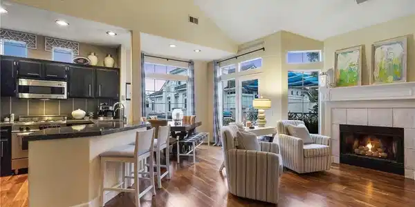 226 Shorebreaker Drive