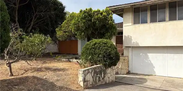 2825 Via Anacapa