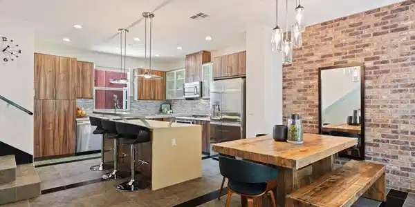 7839 Inception Way