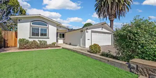 44840 Camellia Dr