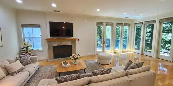19 Edgewood Pl