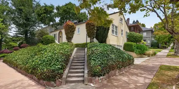 140 Highland Ave