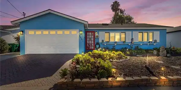6651 Rockglen