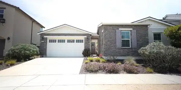 478 Logan Way