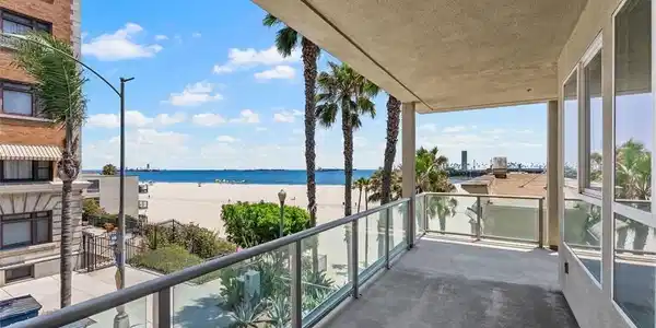 1000 E Ocean Boulevard