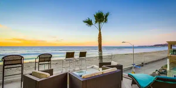 3391 Ocean Front Walk