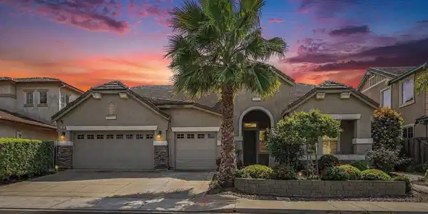 161 Monet Dr