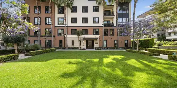 12526 W Fielding Circle