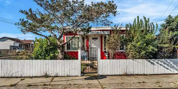 1501 Hayes