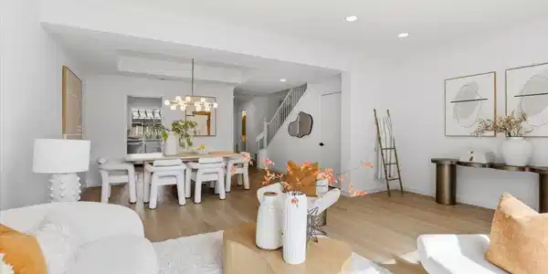 812 Ram Lane
