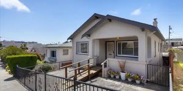 617 Miller Avenue