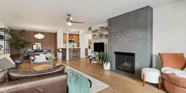 2607 Pirineos Way