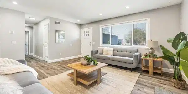 5325 Bonita Dr
