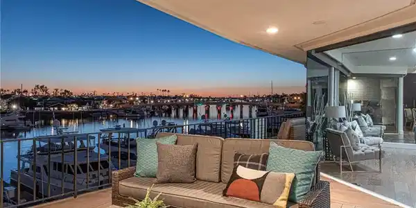 1241 Bayside Drive