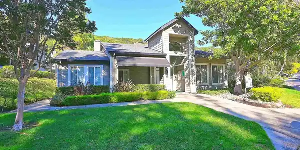 550 Canyon Oaks Dr