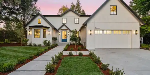 56 Melrose Place
