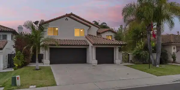 2948 Sombrosa Street