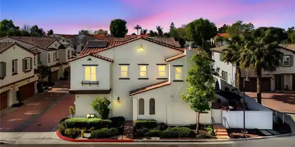 4196 Camino Campana
