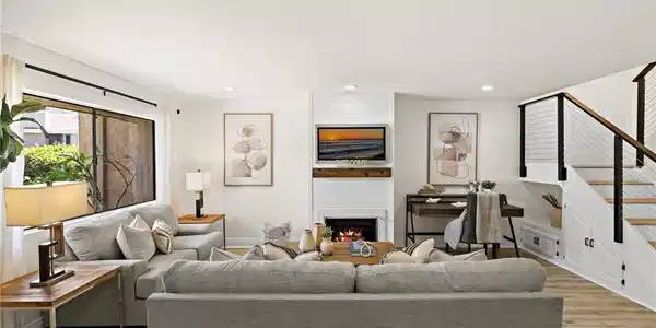 4 Riptide Court