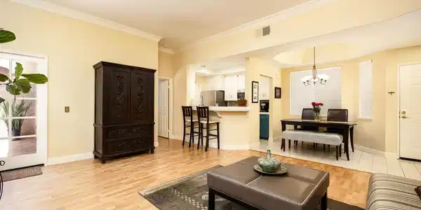 521 Arbor Dr