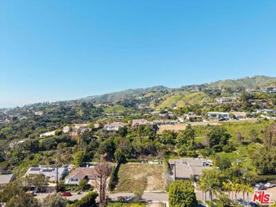 1109 Maroney Lane